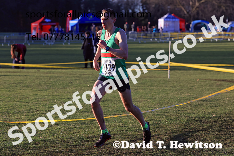 Senior mens 2025 Northern Cross Country Champs, Tatton Park, Knutsford, Cheshire. Photo: David T. Hewitson/Sports for All Pics